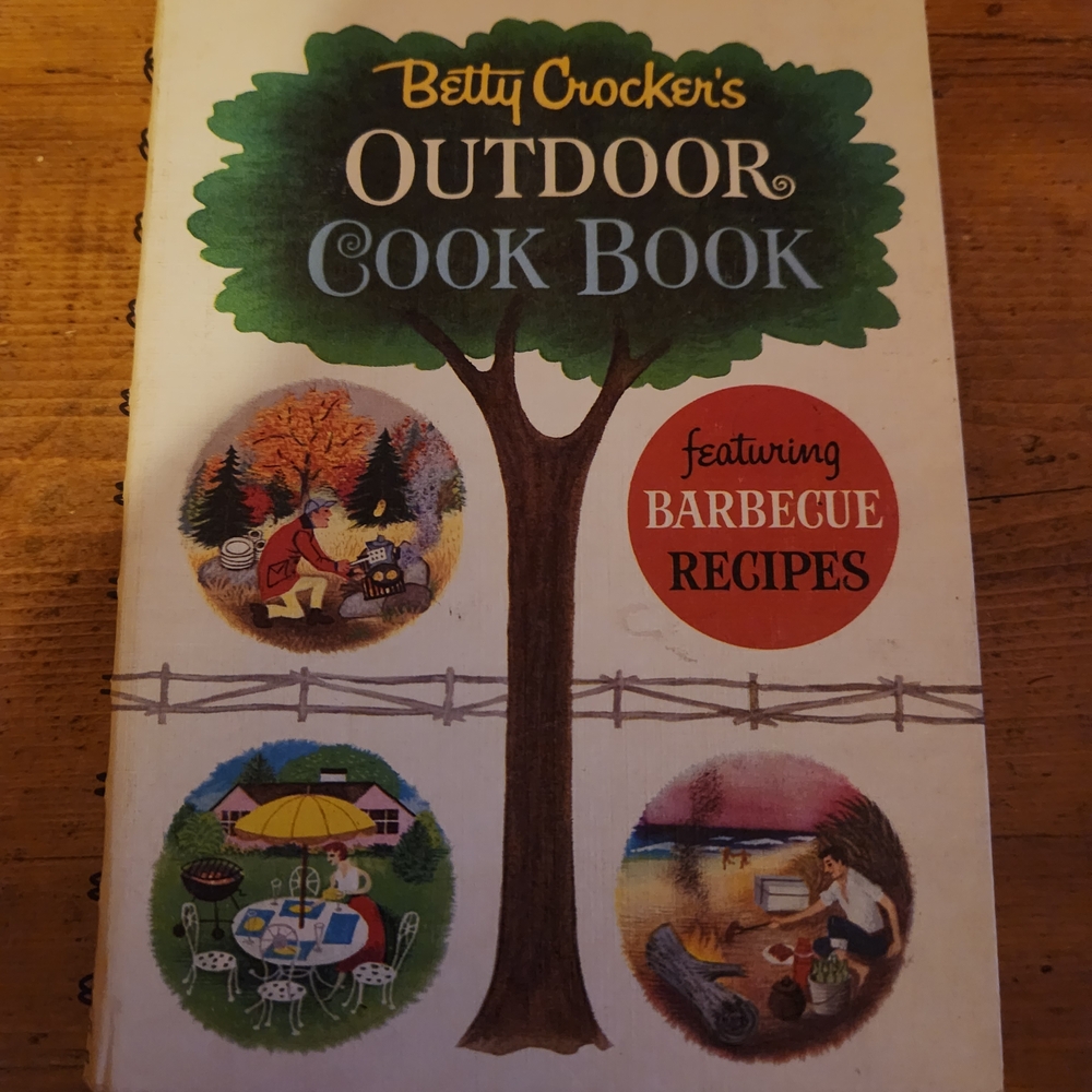 Betty Crocker's Outdoor Cook Book